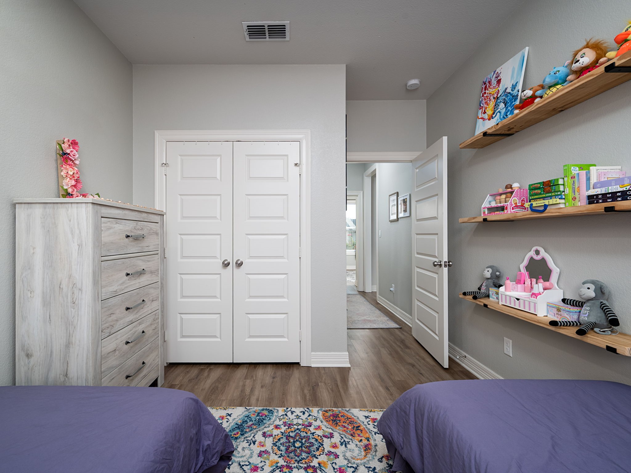 1803 Jessica Whitehouse TX 75791