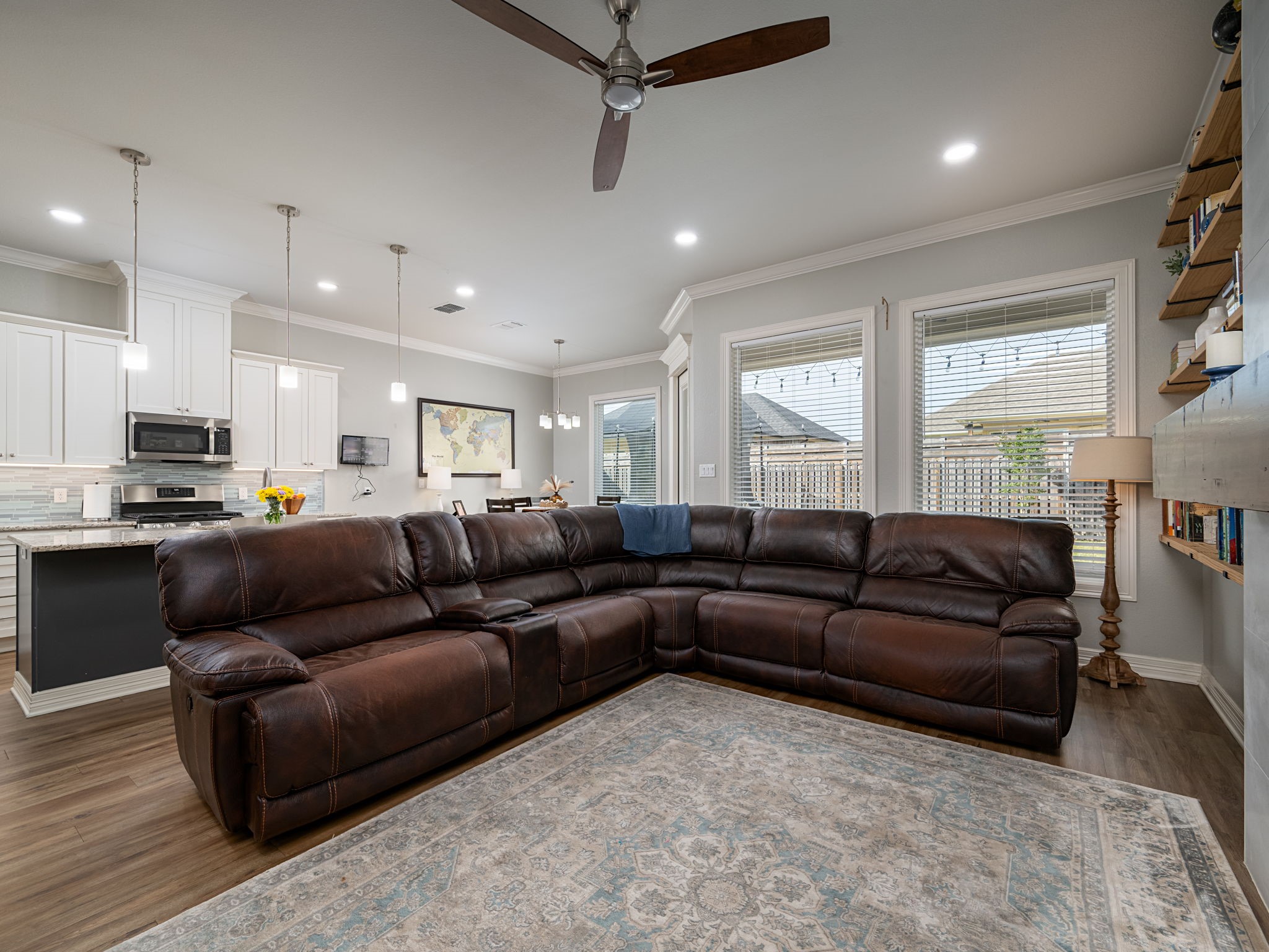 1803 Jessica Whitehouse TX 75791