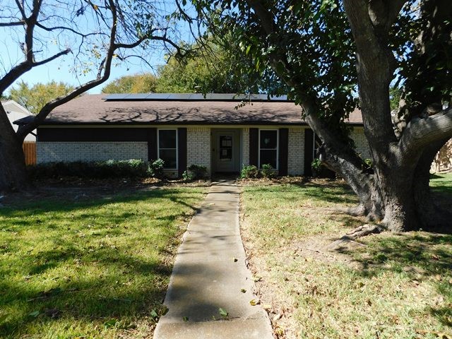 1507 Creekwood Lane Mesquite TX 75149