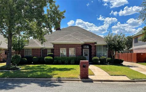 3920 Coulter Lane Arlington TX 76016