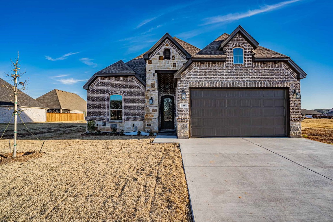 1341 Highland Park Circle Granbury TX 76048
