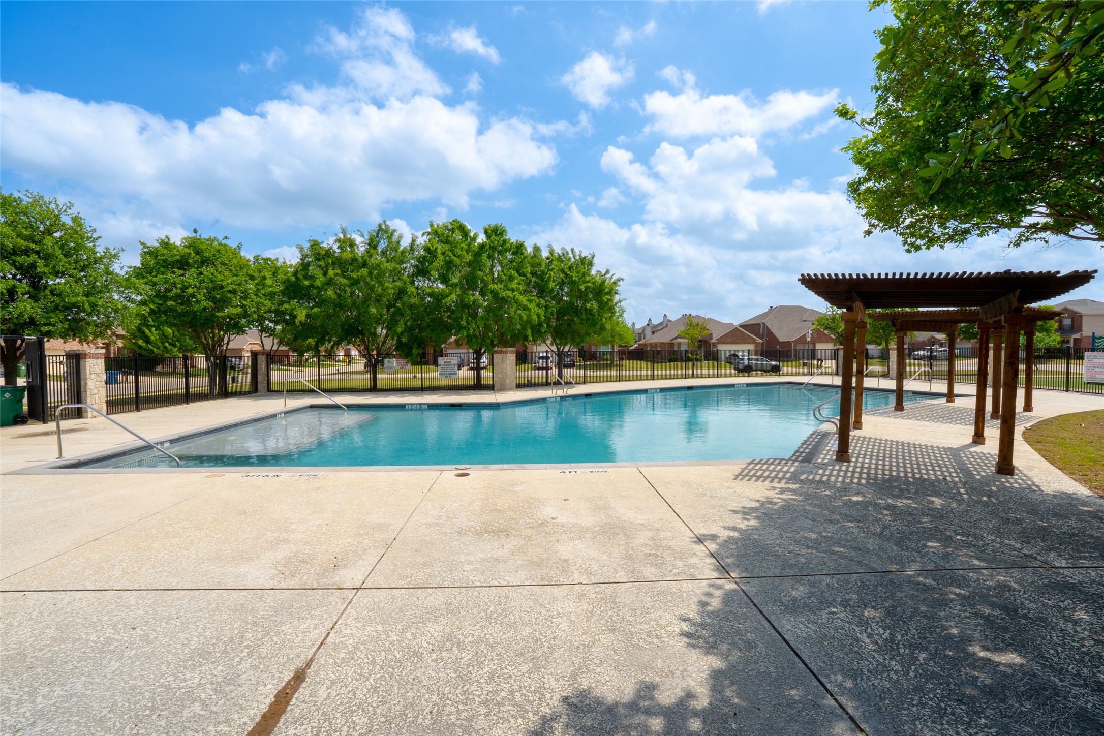 8805 Whirlwind Trail Aubrey TX 76227