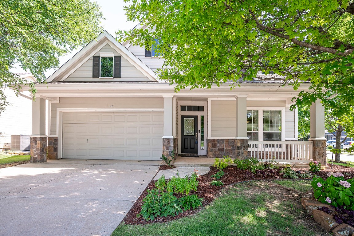 121 Silkwood Grapevine TX 76051