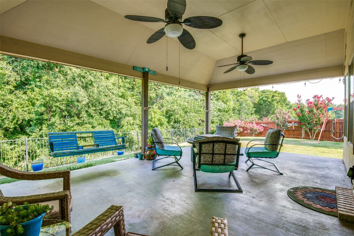 1521 Elizabeth Creek Drive Little Elm TX 75068