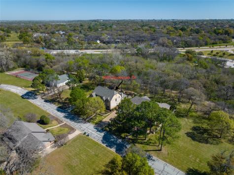 1833 Southpark Drive Arlington TX 76013