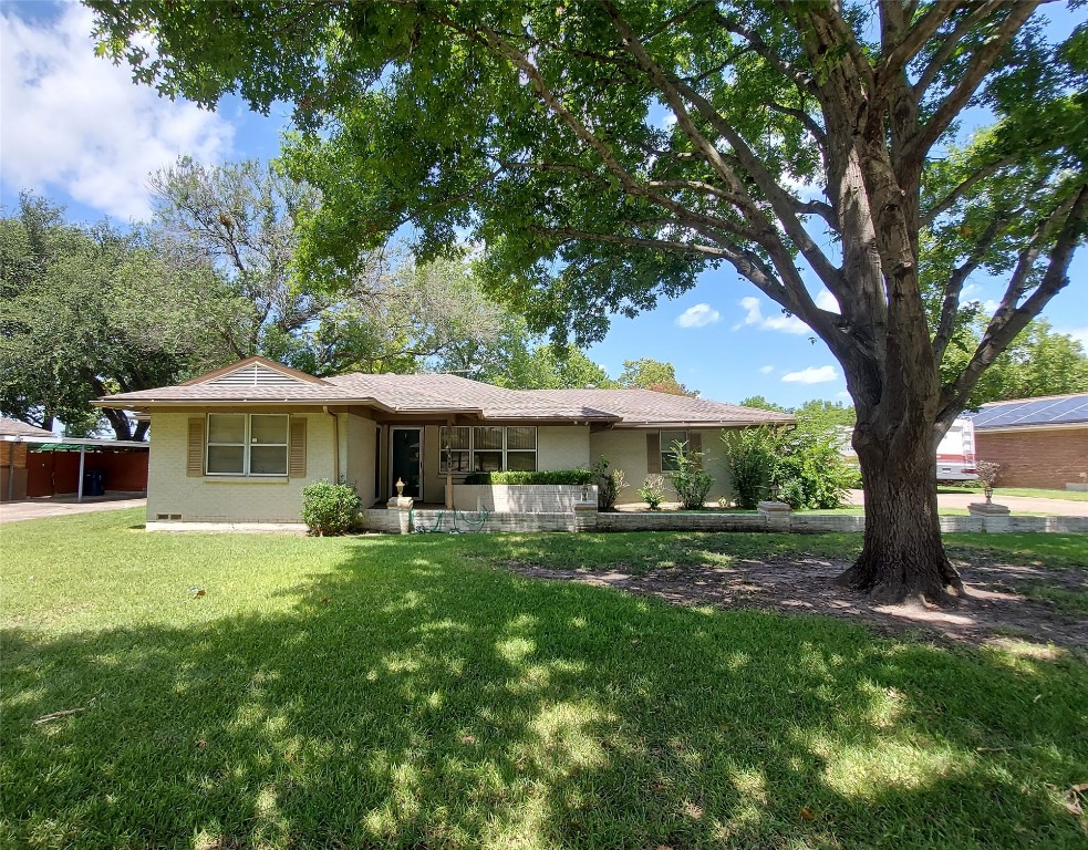 1609 Blackhawk Lane Garland TX 75043