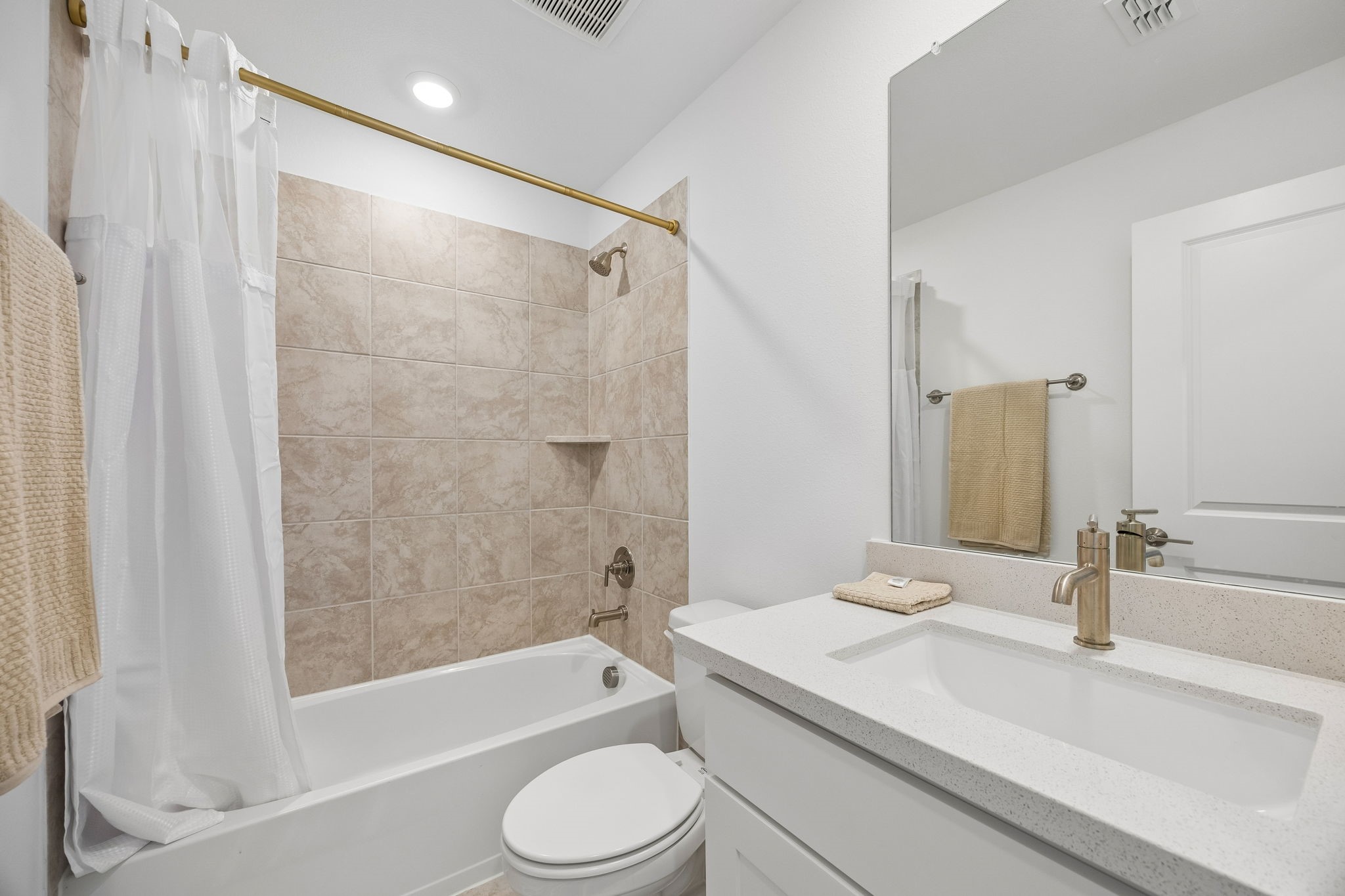 1401 Chestnut Garden Northlake TX 76226