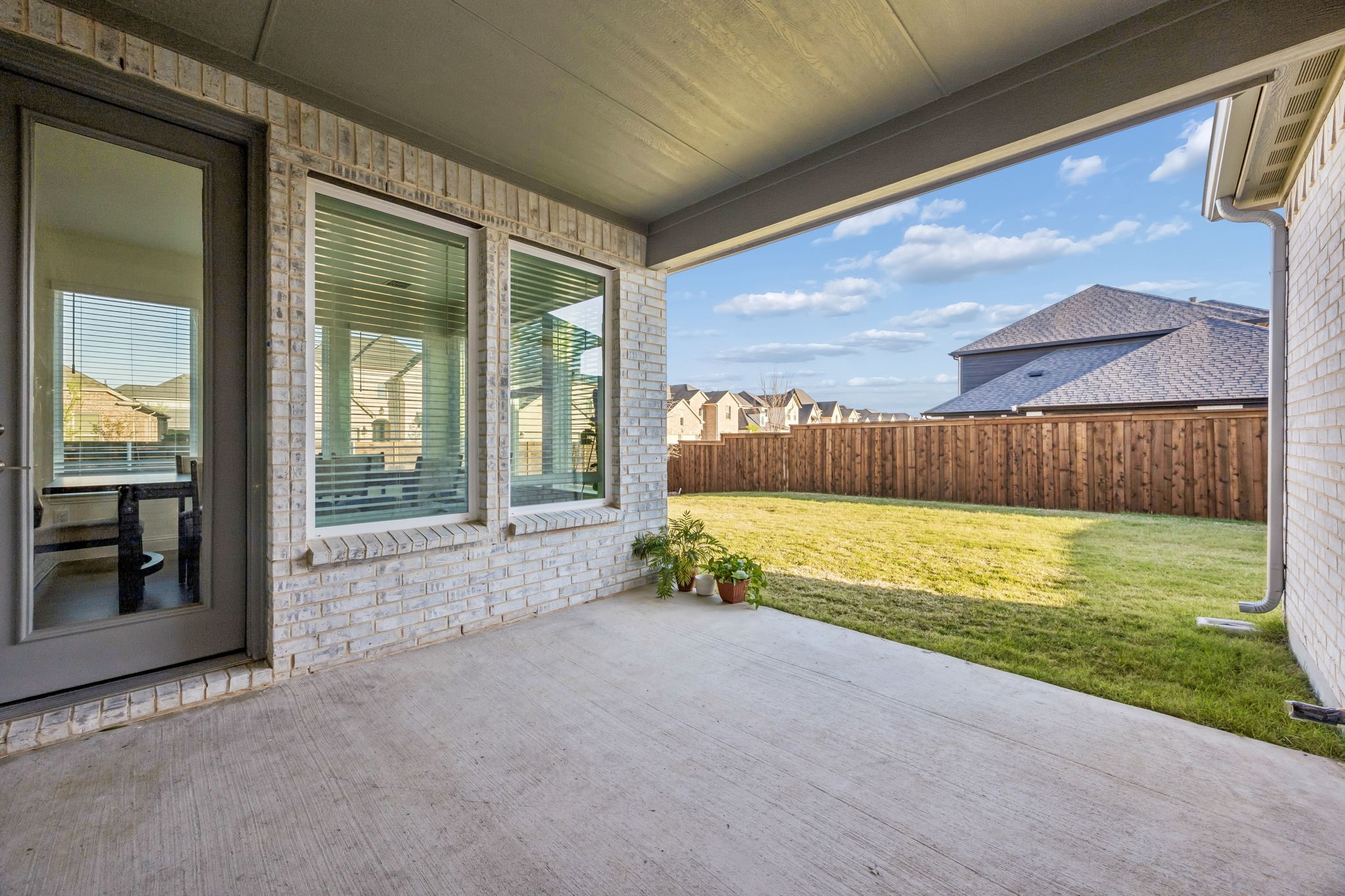 1401 Chestnut Garden Northlake TX 76226