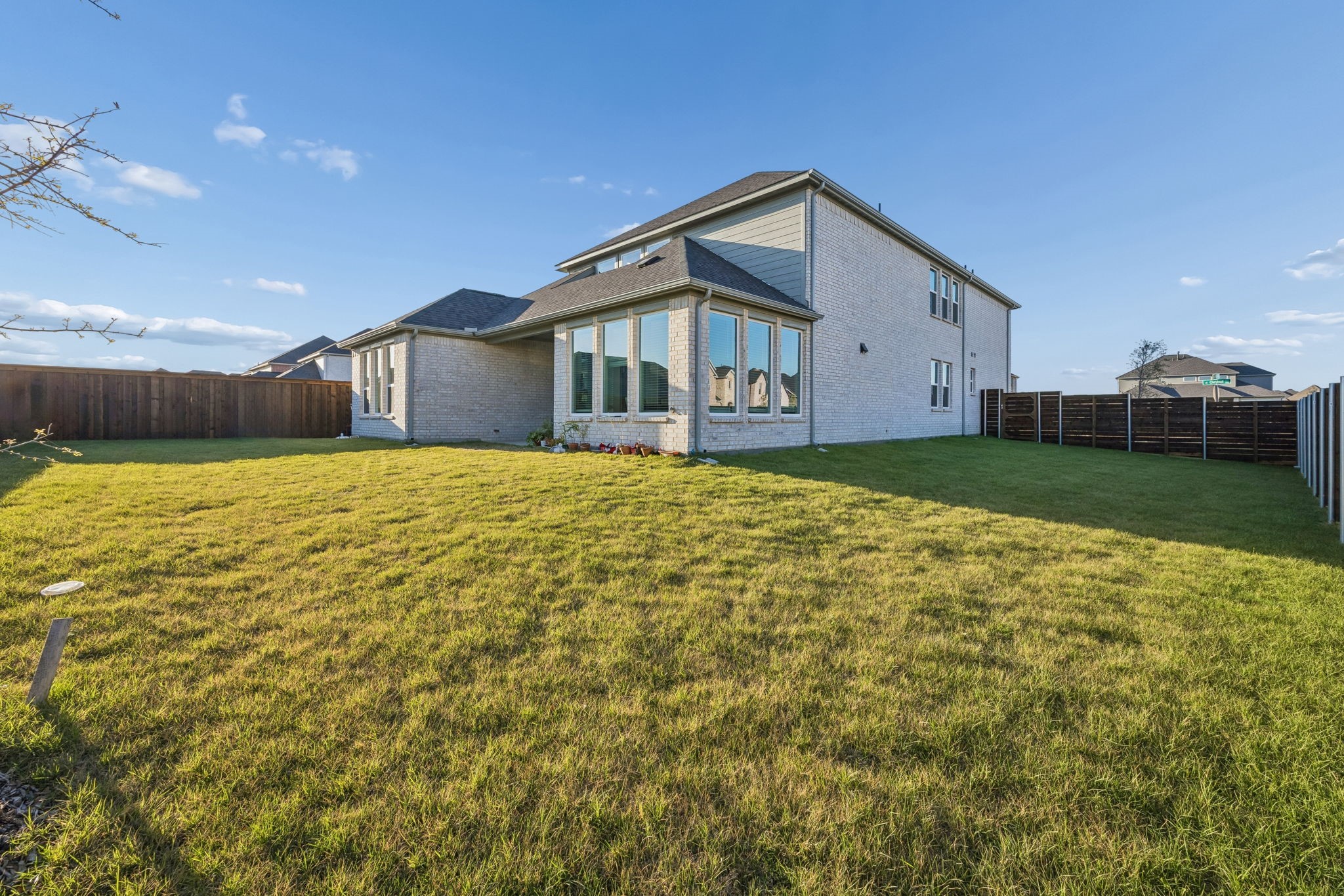 1401 Chestnut Garden Northlake TX 76226