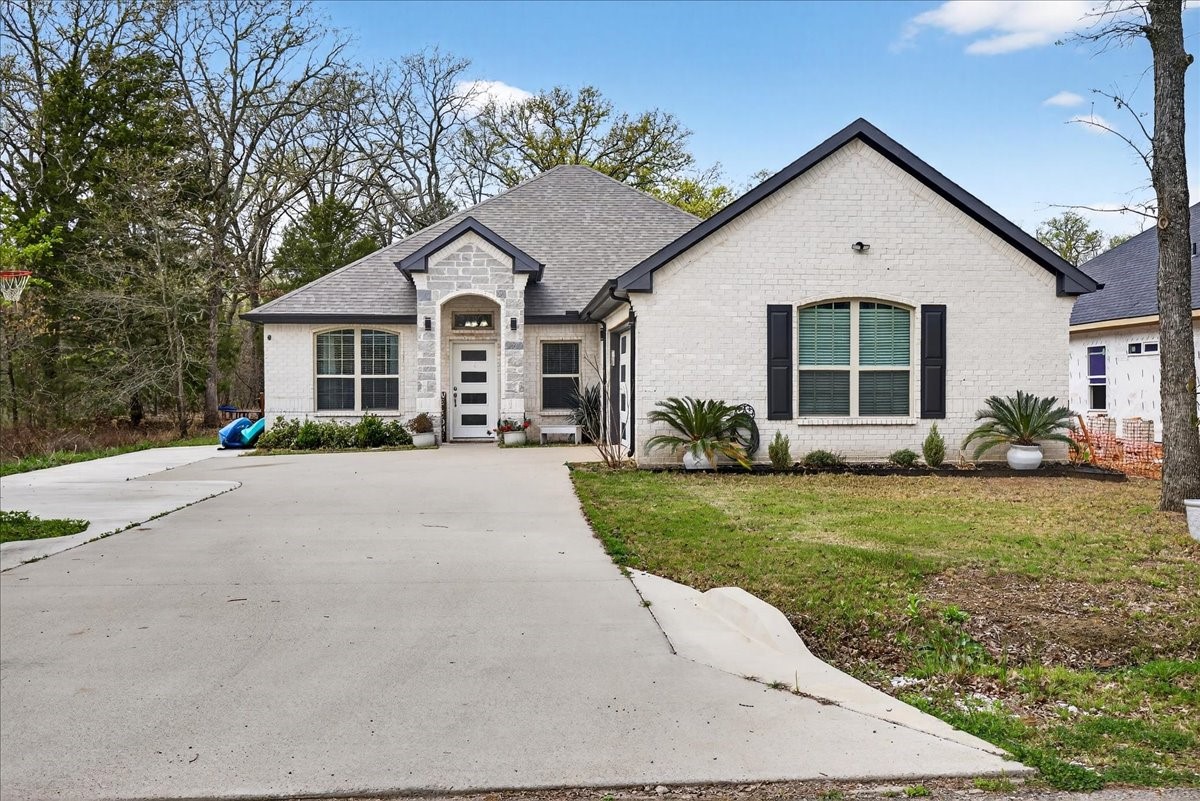 125 Parkside Drive Trinidad TX 75163
