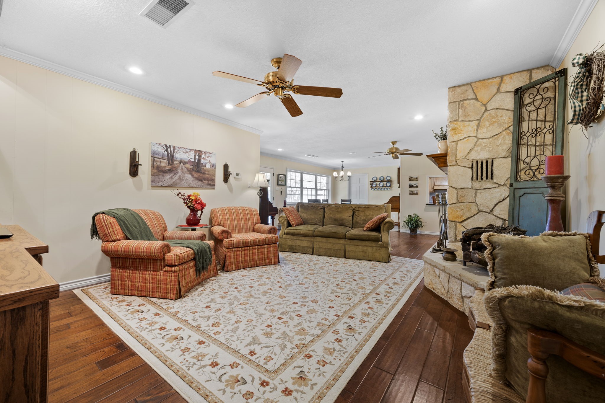 2010 N Beal Street Belton TX 76513