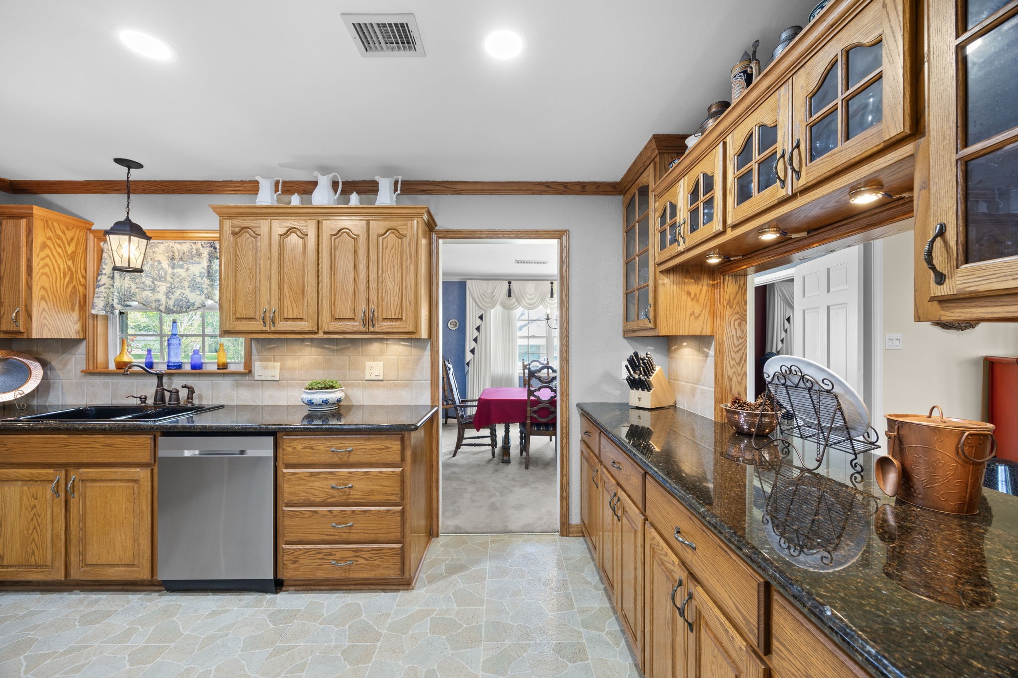 2010 N Beal Street Belton TX 76513