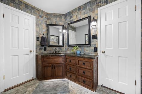 2010 N Beal Street Belton TX 76513