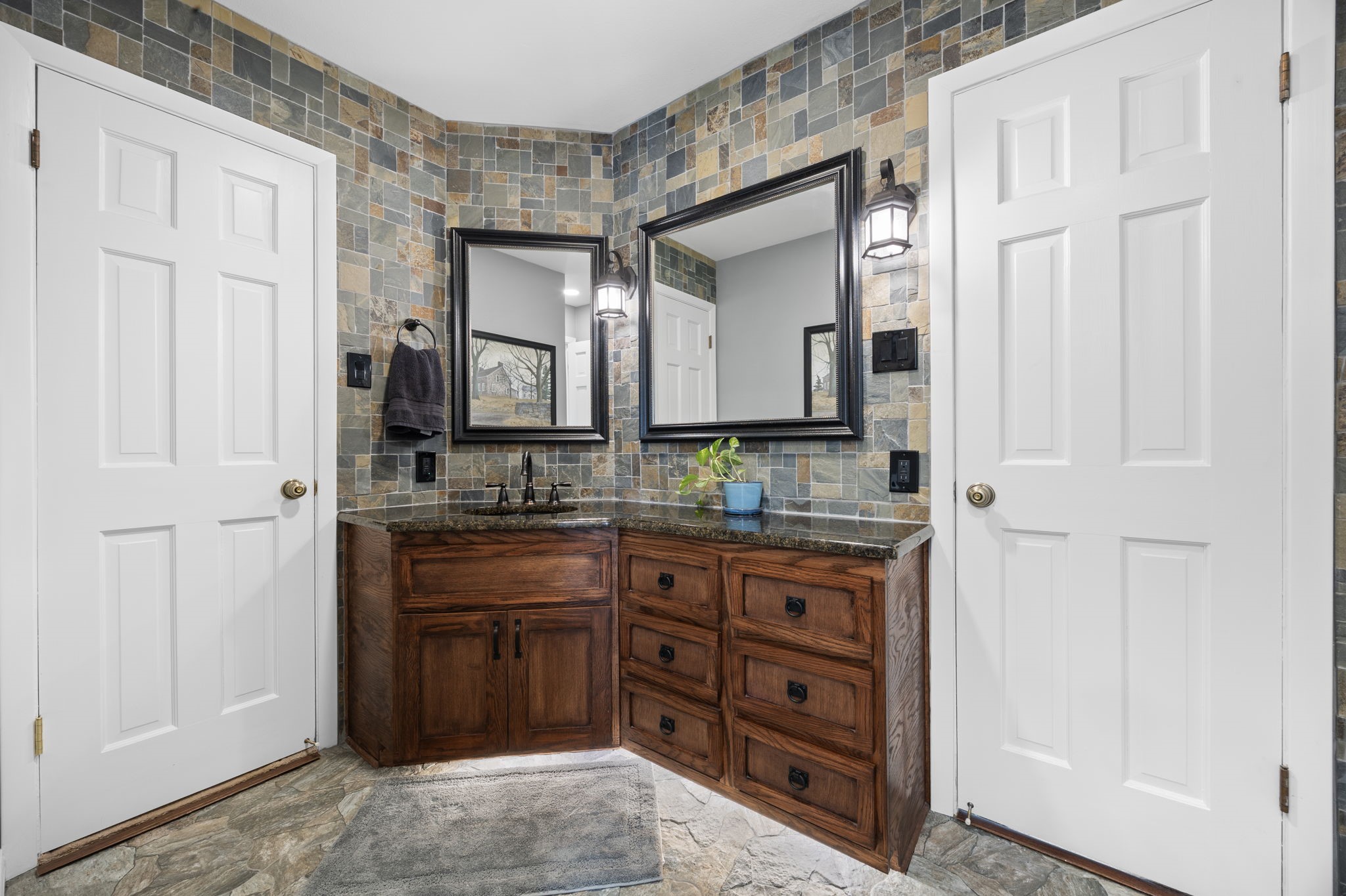 2010 N Beal Street Belton TX 76513