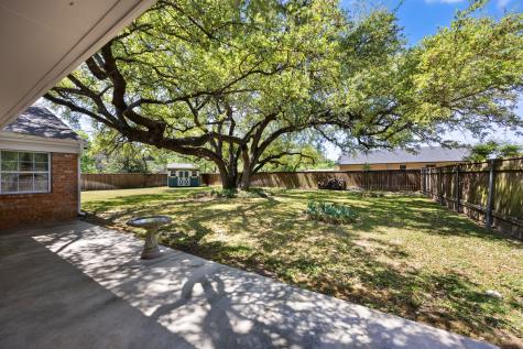 2010 N Beal Street Belton TX 76513