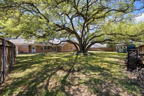 2010 N Beal Street Belton TX 76513