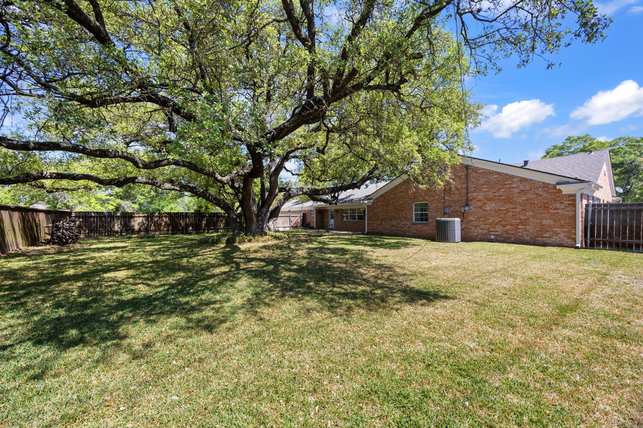 2010 N Beal Street Belton TX 76513