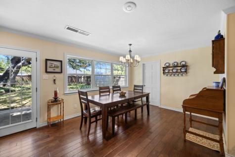 2010 N Beal Street Belton TX 76513