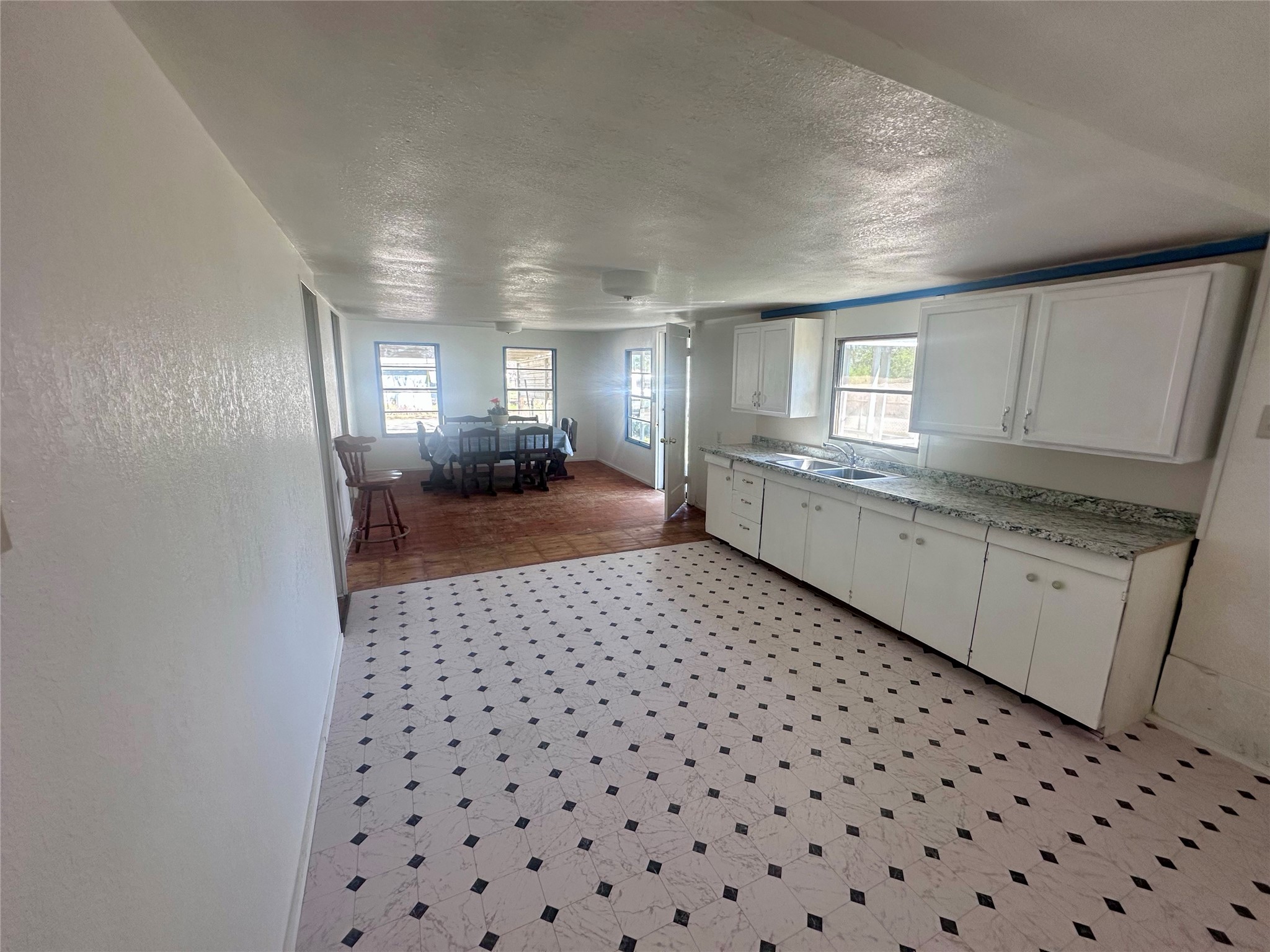 302 W Ripley Street Coleman TX 76834