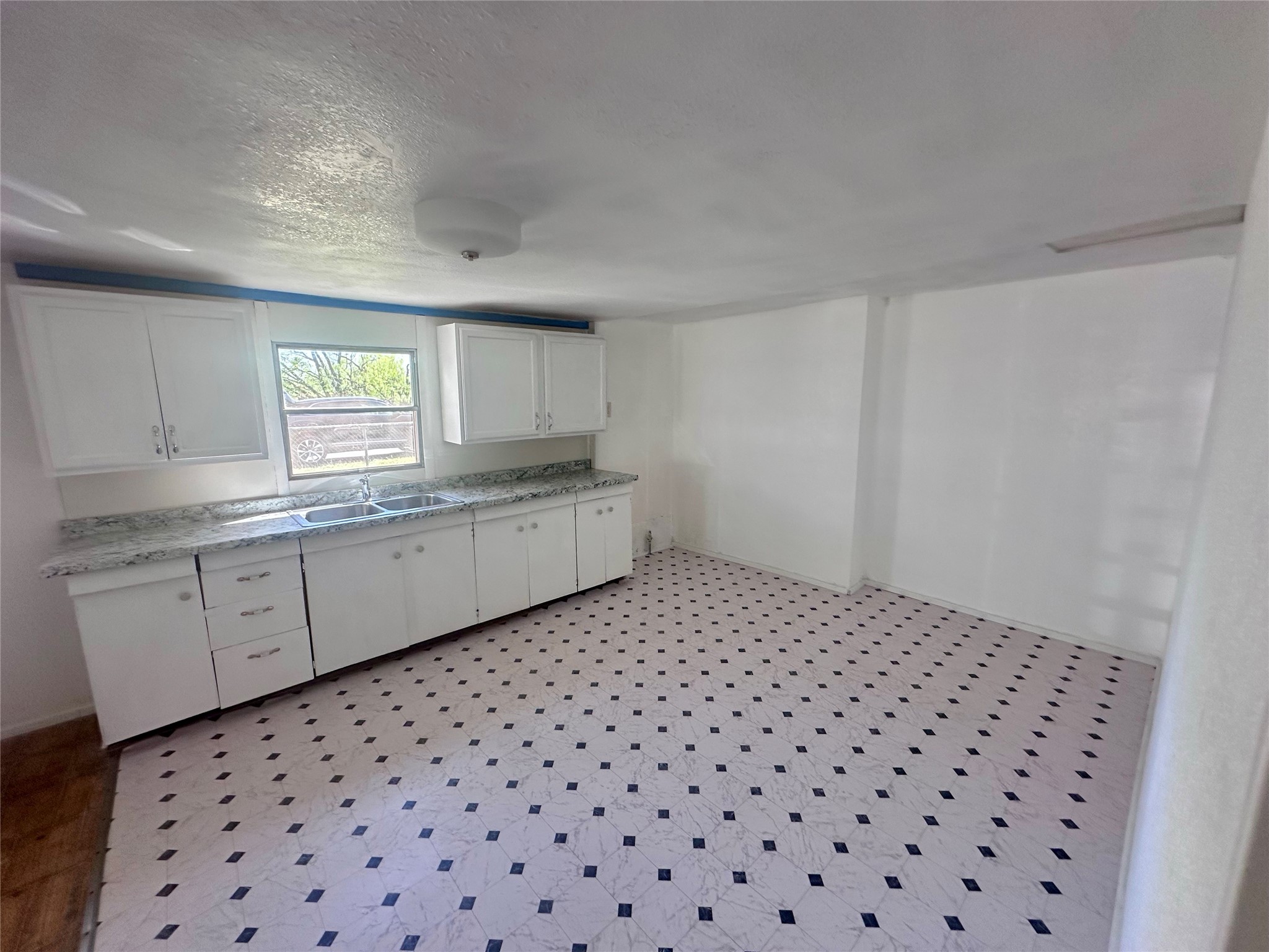 302 W Ripley Street Coleman TX 76834