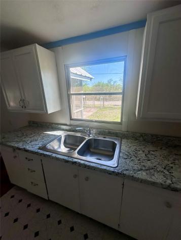 302 W Ripley Street Coleman TX 76834