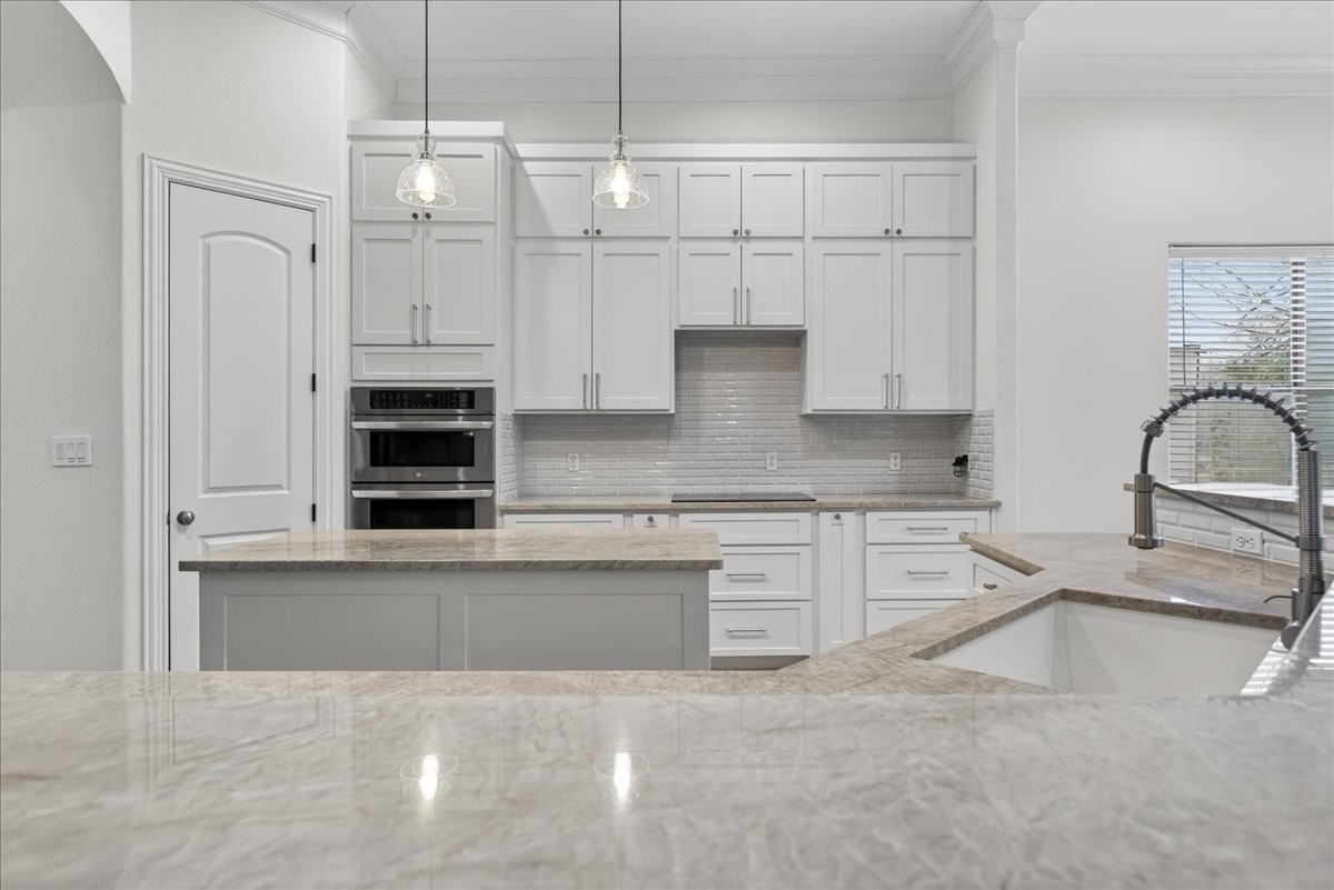 5182 Bayshore Drive Athens TX 75752