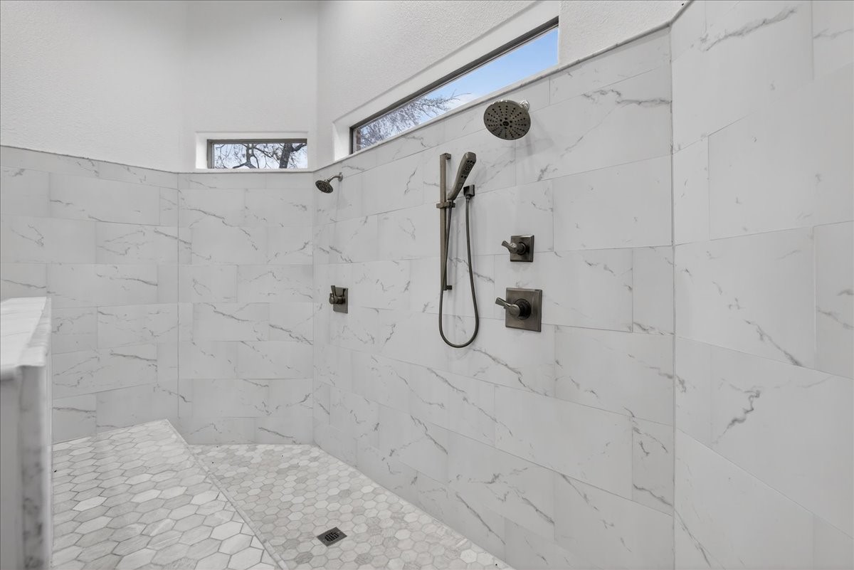 5182 Bayshore Drive Athens TX 75752