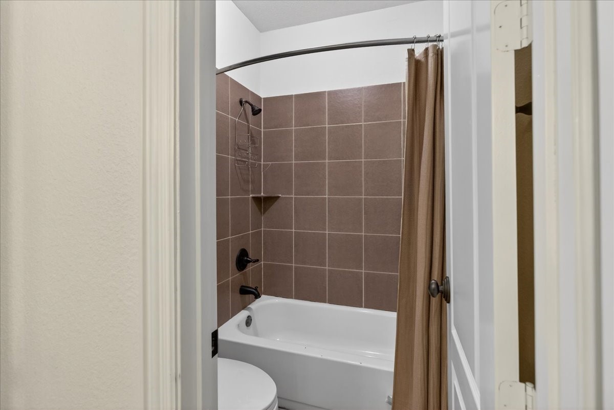 5182 Bayshore Drive Athens TX 75752