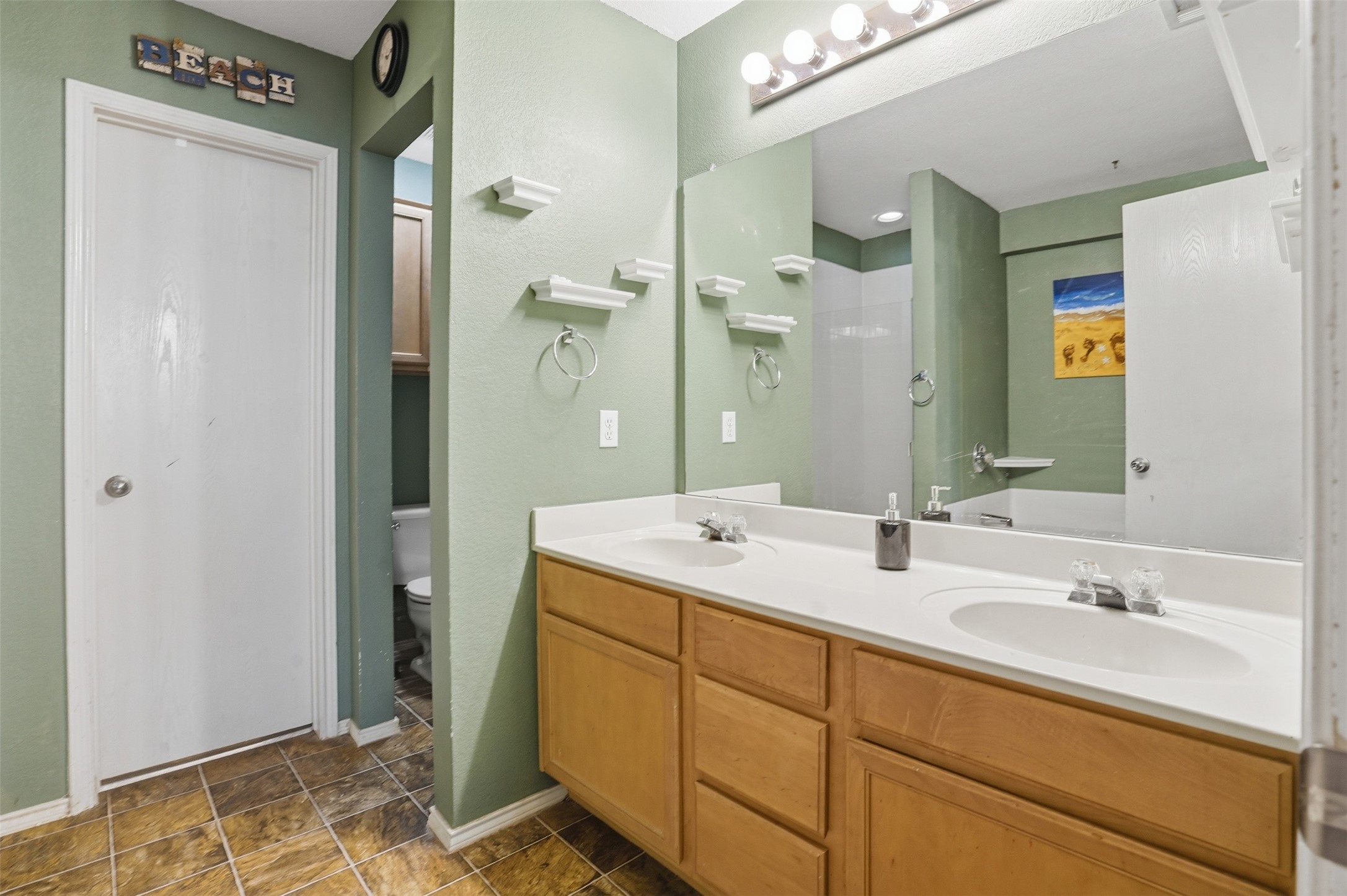 211 Jacinth Lane Granbury TX 76049