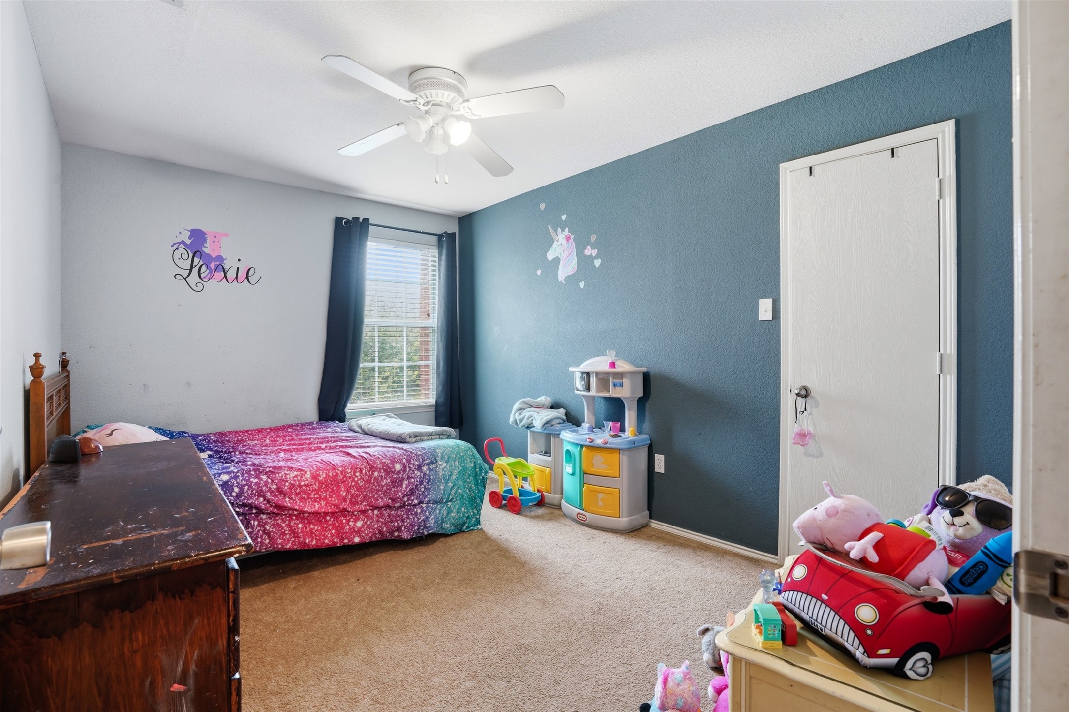 211 Jacinth Lane Granbury TX 76049