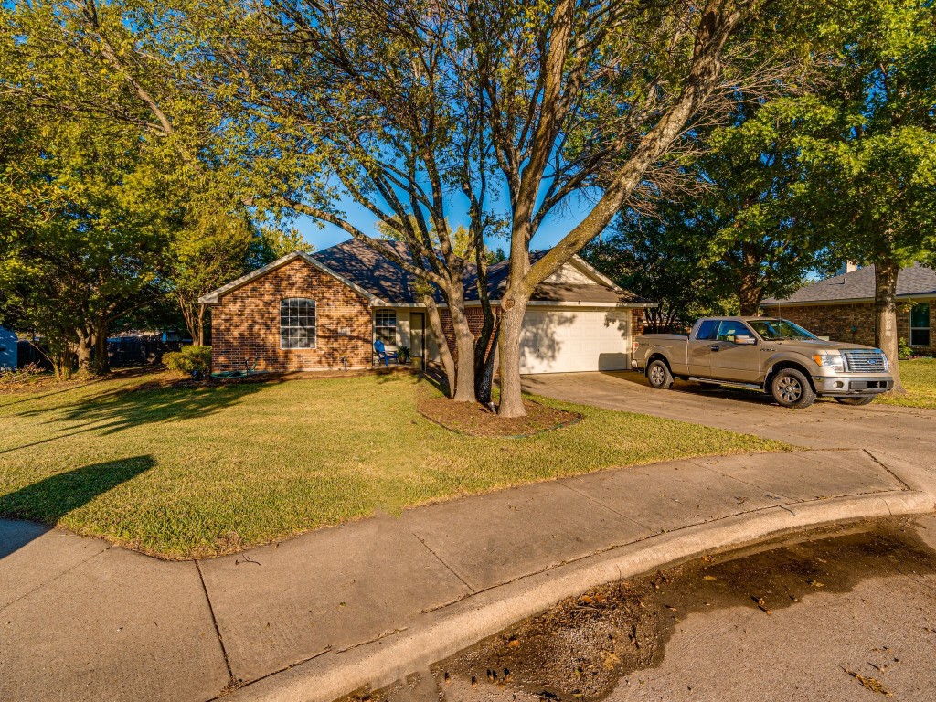 1402 Stiles Court Midlothian TX 76065