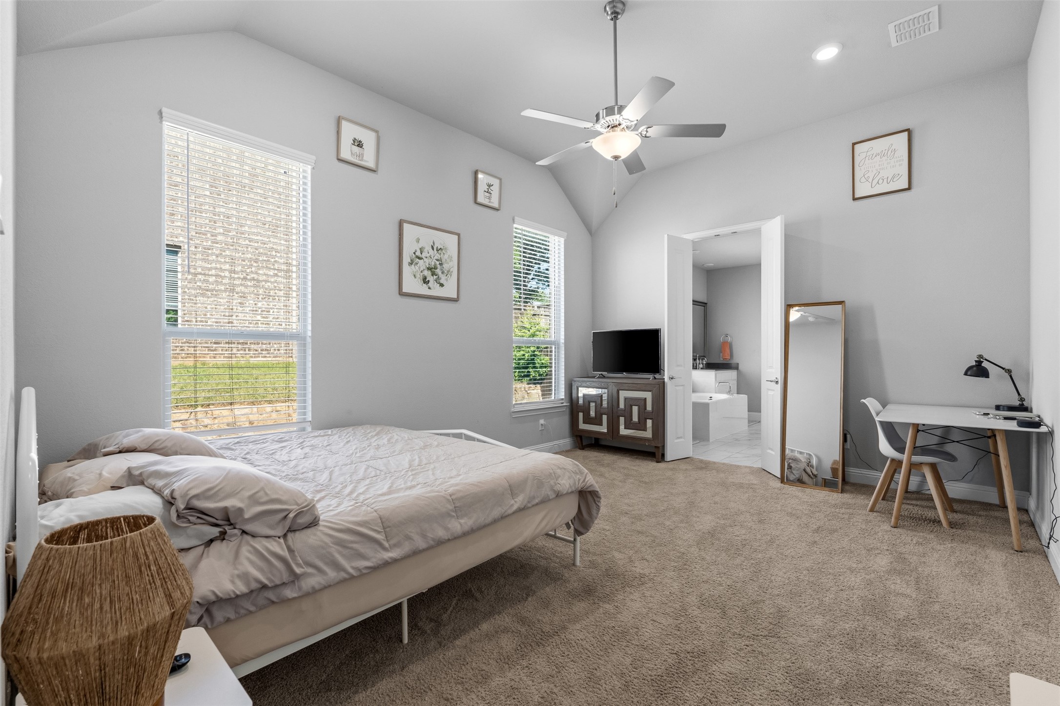 2204 Christopher Lane Euless TX 76040