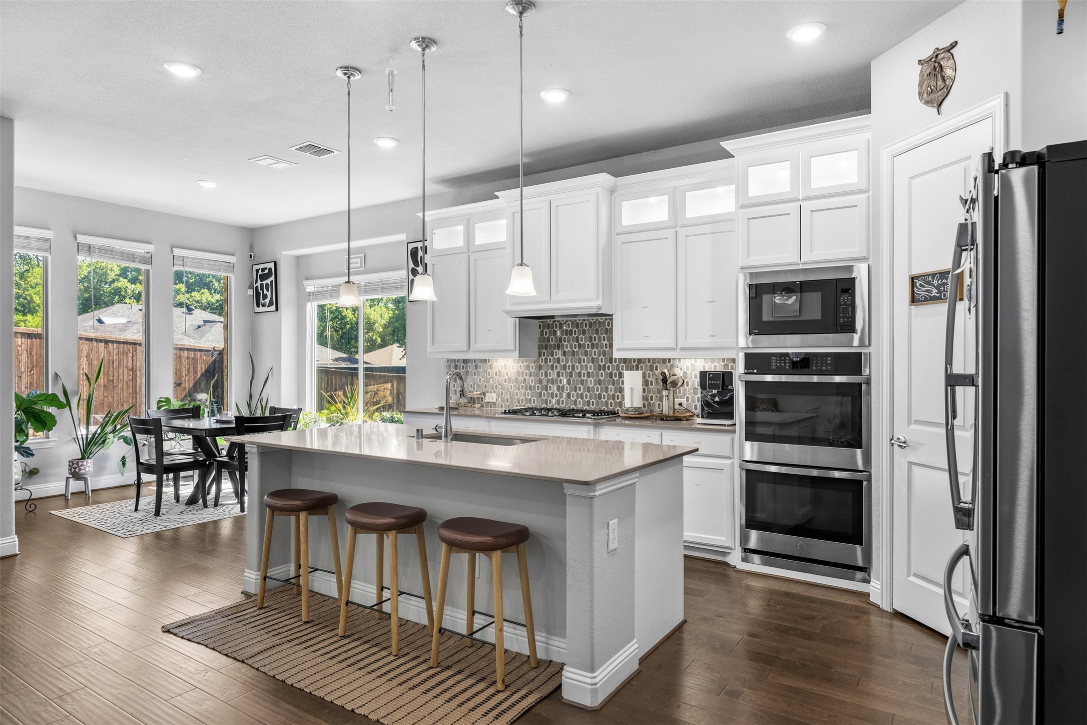 2204 Christopher Lane Euless TX 76040