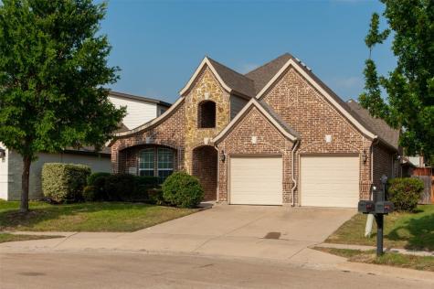 5204 Woodglen Lane Fort Worth TX 76126