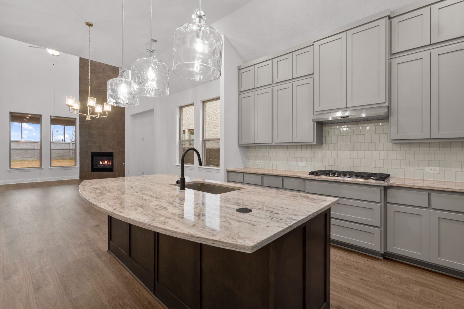 4213 Attwater Street Mckinney TX 75071