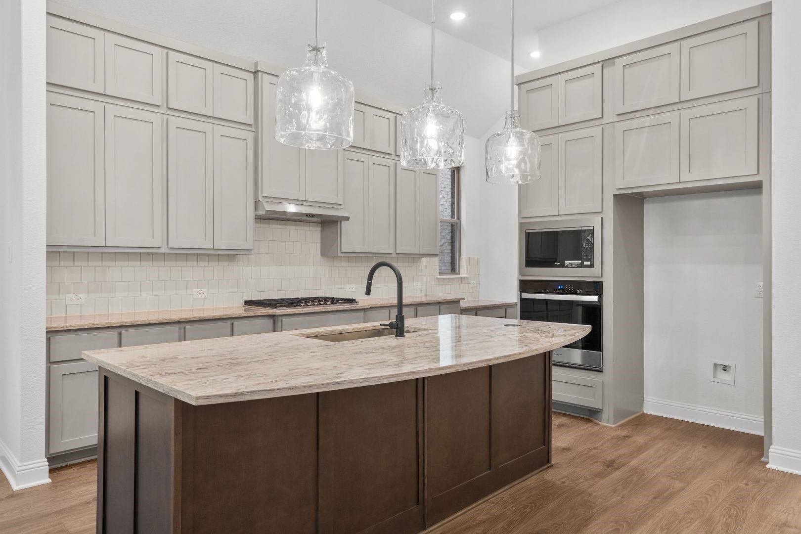 4213 Attwater Street Mckinney TX 75071