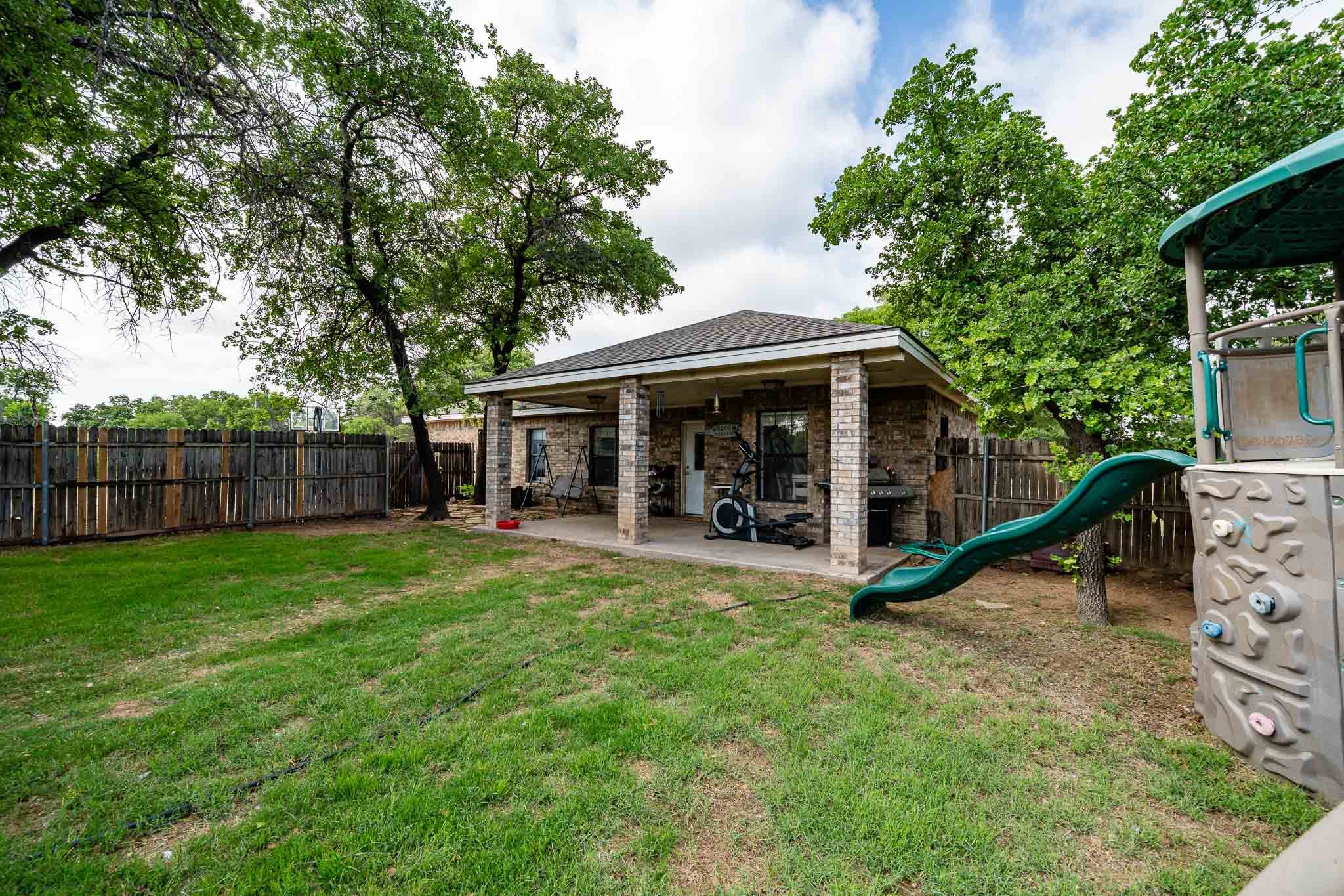 8248 Us Highway 277 S Hawley TX 79525