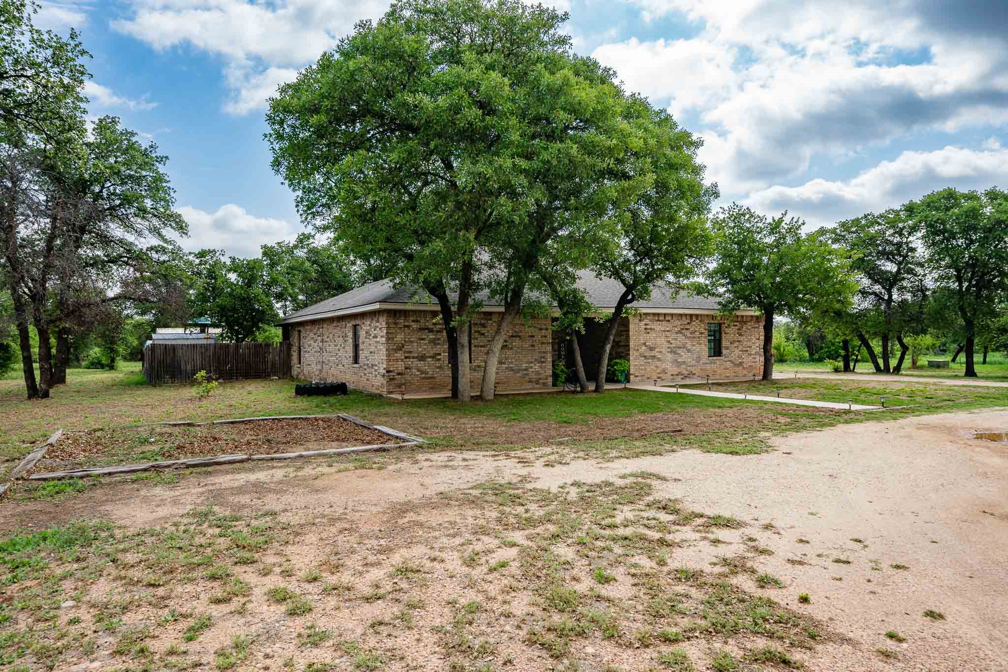 8248 Us Highway 277 S Hawley TX 79525