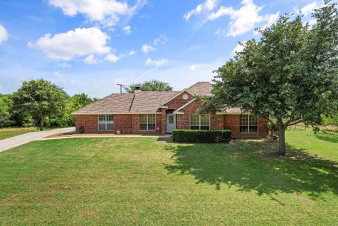 707 SE County Road 3121 Corsicana TX 75109
