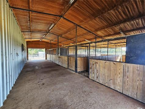 3703 Fm 39 N Mexia TX 76667