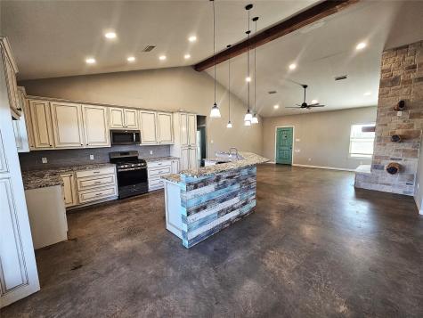 3703 Fm 39 N Mexia TX 76667