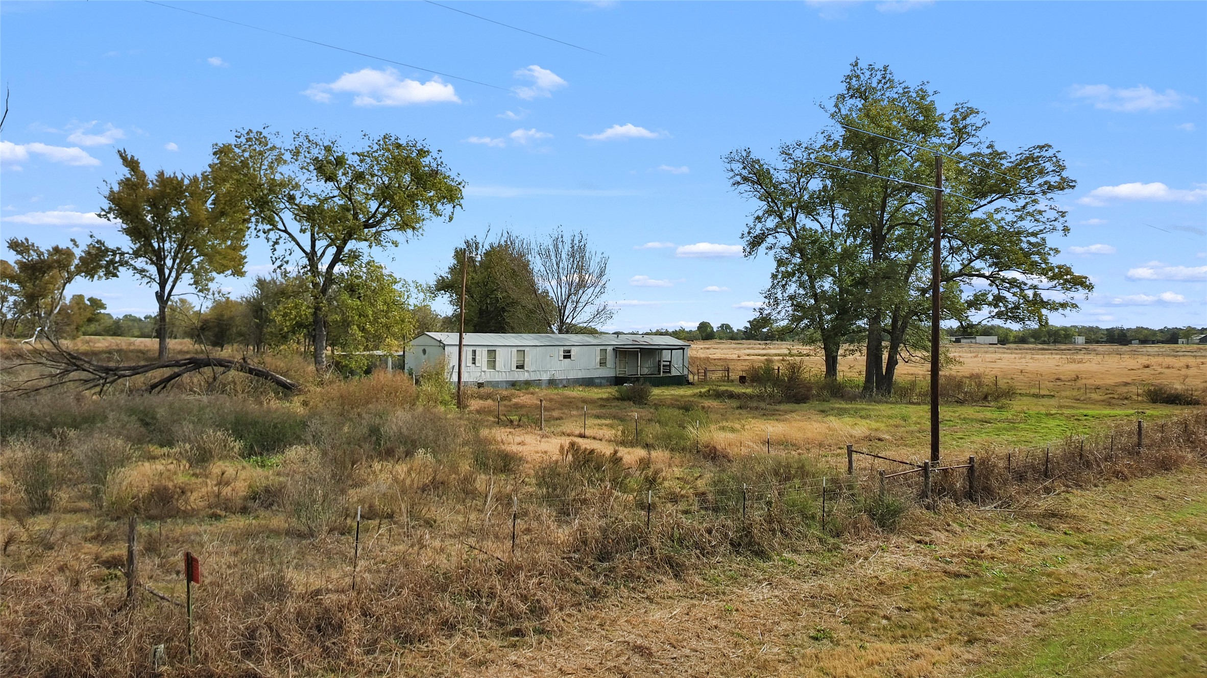 3703 Fm 39 N Mexia TX 76667