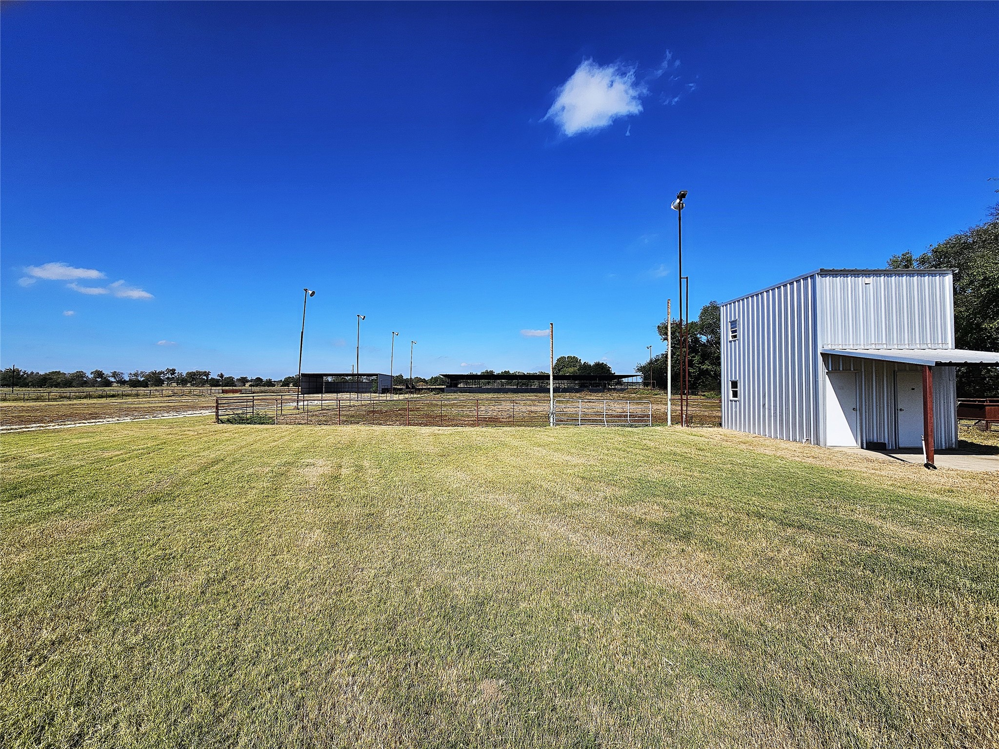 3703 Fm 39 N Mexia TX 76667