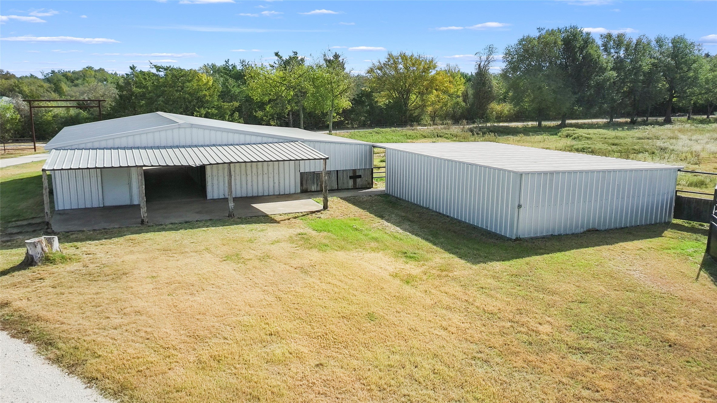 3703 Fm 39 N Mexia TX 76667