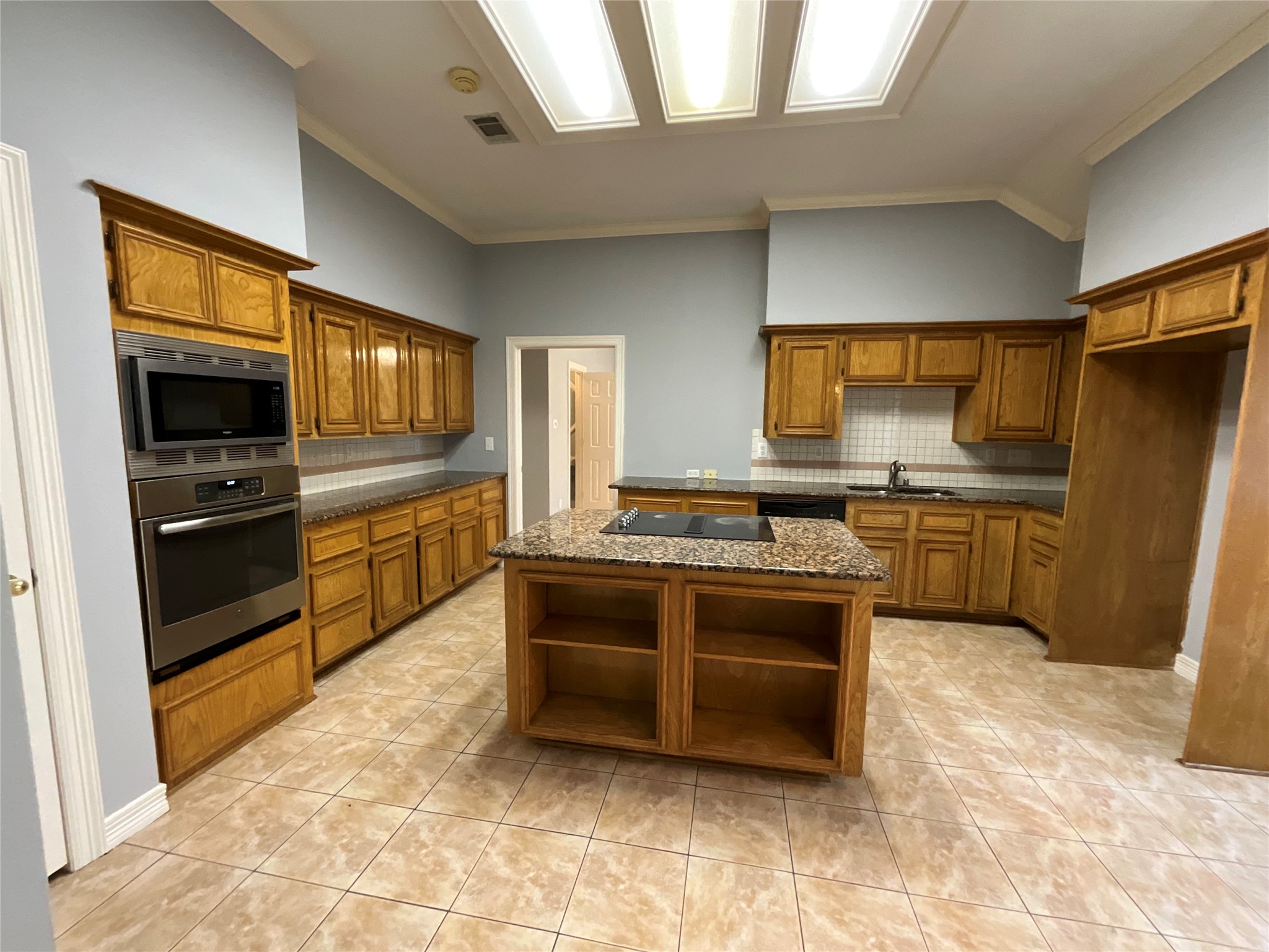 1109 Lakestream Drive Plano TX 75075
