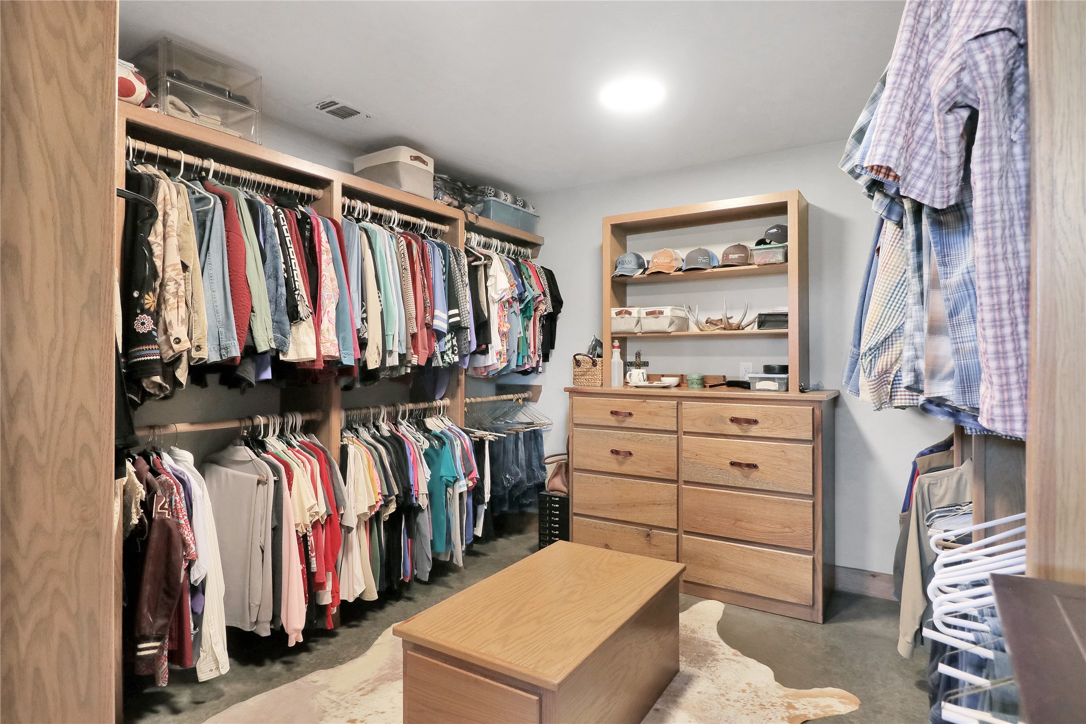 9102 County Road 3816 Athens TX 75752