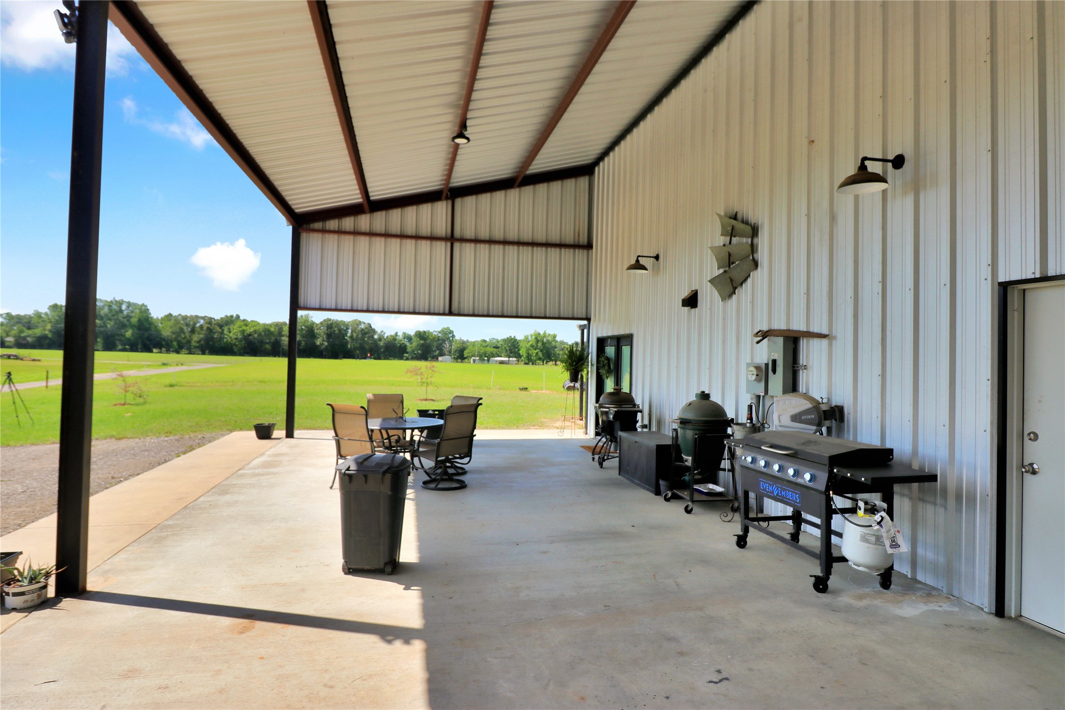 9102 County Road 3816 Athens TX 75752