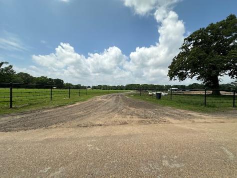 9102 County Road 3816 Athens TX 75752