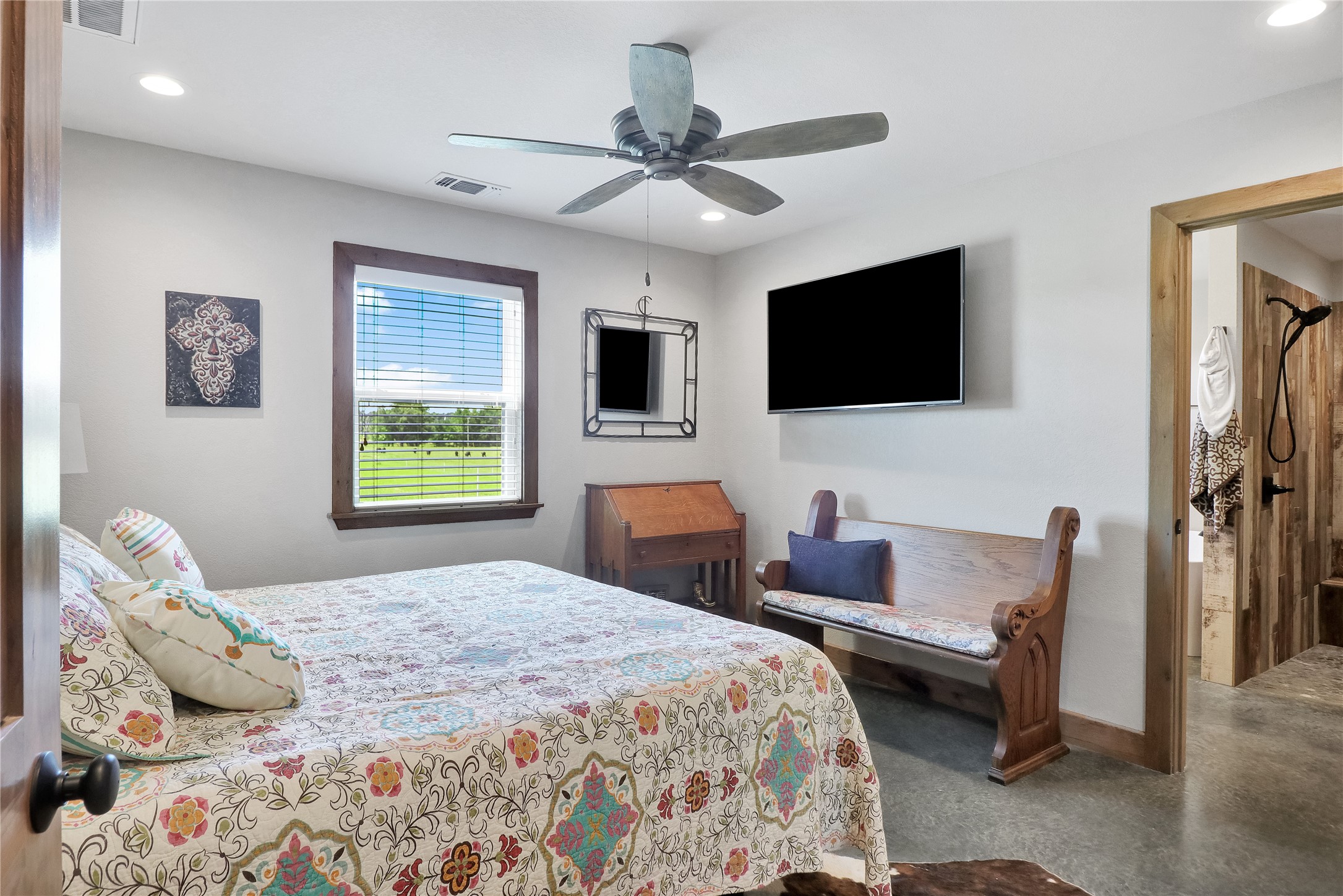 9102 County Road 3816 Athens TX 75752