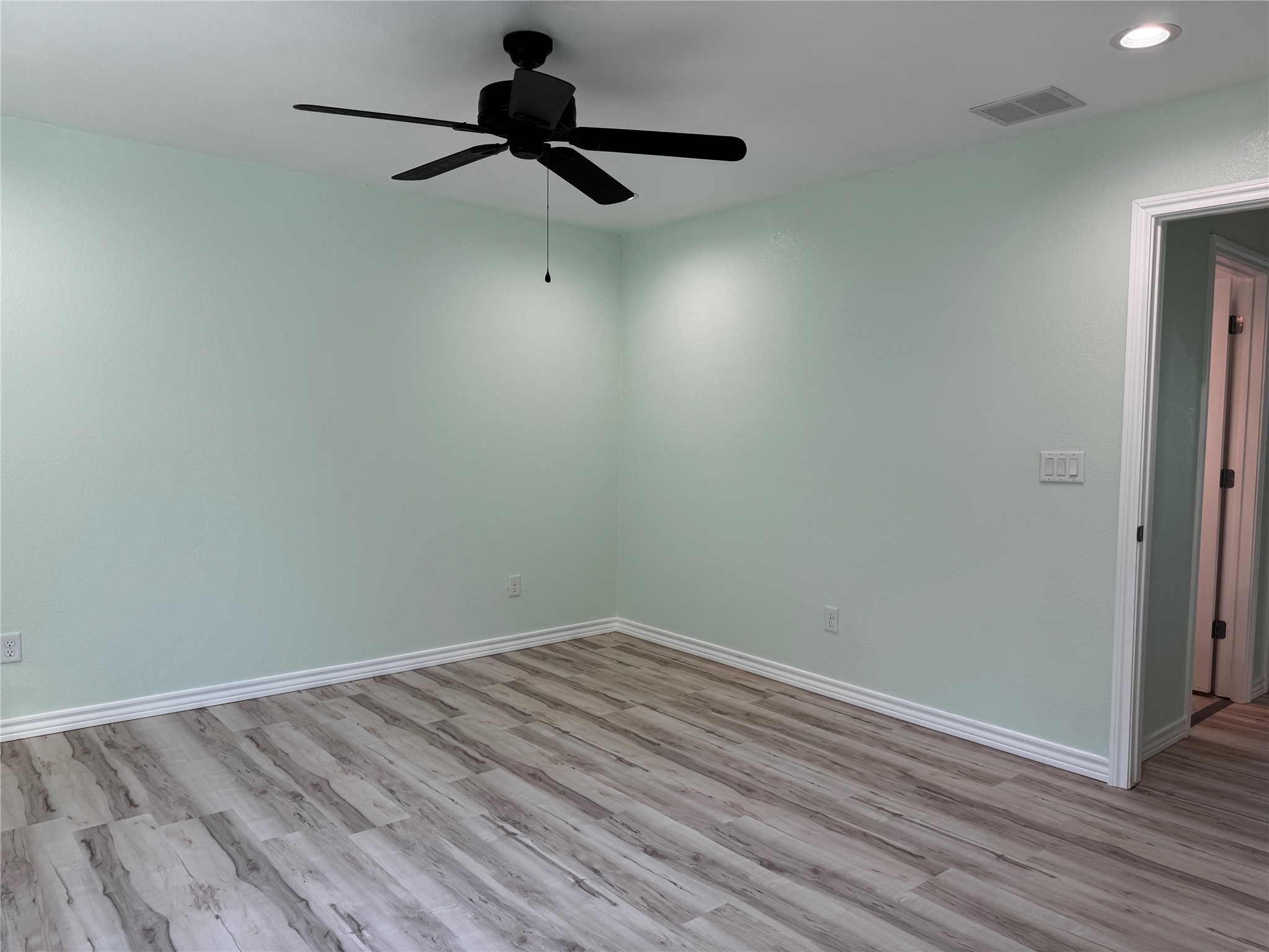530 Lois Circle Granbury TX 76049